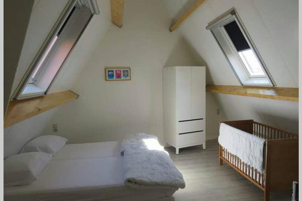 Vakantiehuisje Gaasterland Oudemirdum Friesland Nederland Buitenkant foto